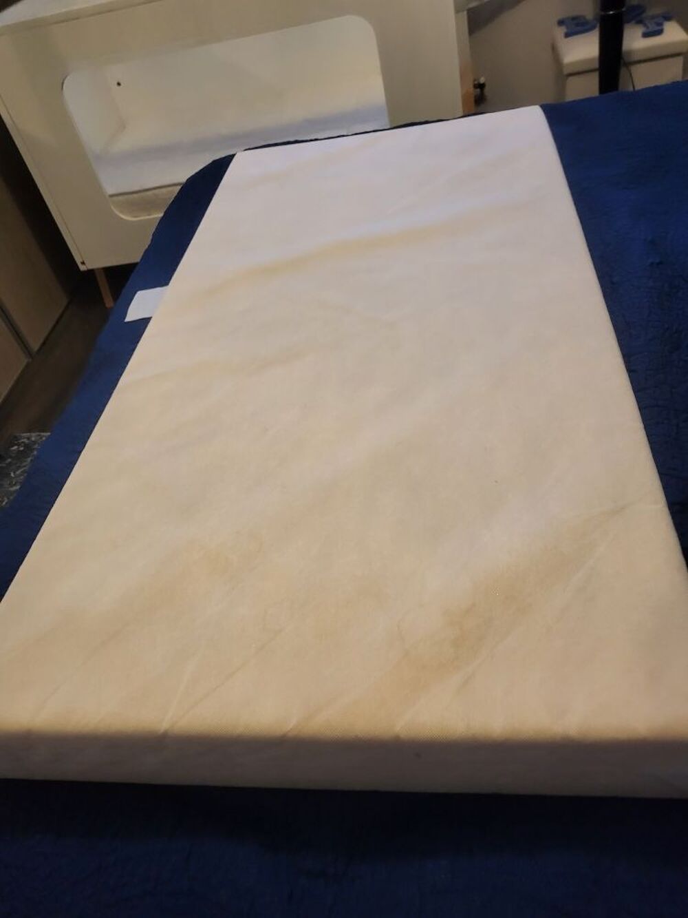 table &agrave; langer lit parapluie matelas bb Puériculture