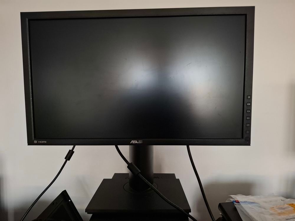 PC fixe gaming + &eacute;cran LED et p&eacute;riph&eacute;riques - bon &eacute;tat Matériel informatique