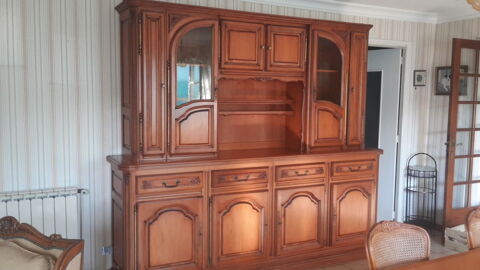 BUFFET EN MERISIER MASSIF 340 Saint-Thibry (34)