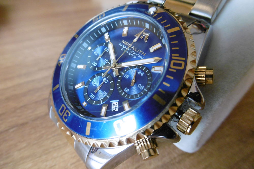 Montre M&eacute;galith &eacute;tat neuf Bijoux et montres