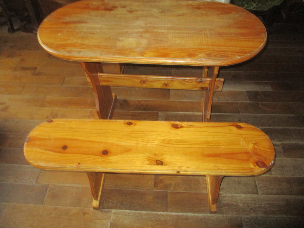 Table et bancs bois massif Meubles