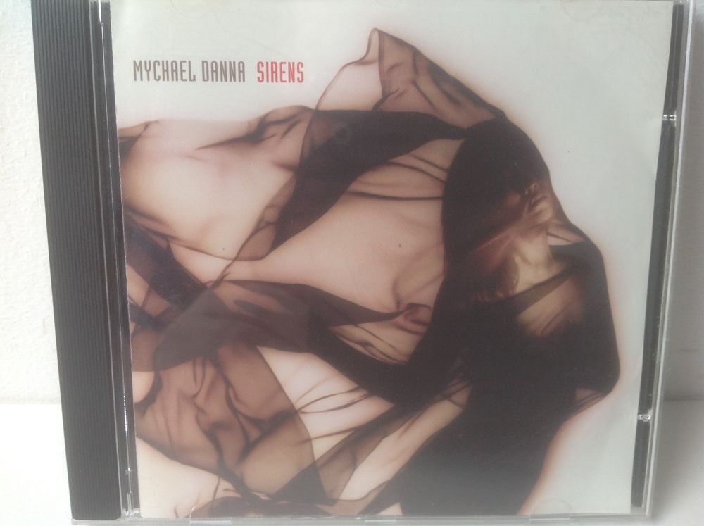 MYCHAEL DANNA SIRENS Envoi Possible
CD et vinyles