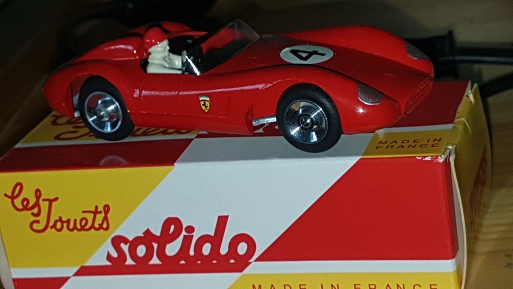 voiture de collection Ferrari 