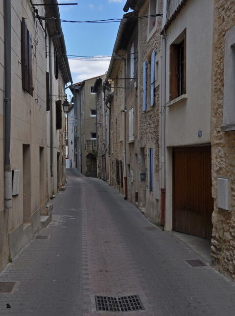   �coles d'infirmi�res et artistiques 3 � 550e Maison - 4 pi�ce(s) - 80 m�