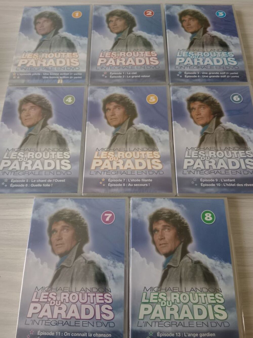 LES ROUTES DU PARADIS VOL. 1 &agrave; 8 DVD et blu-ray