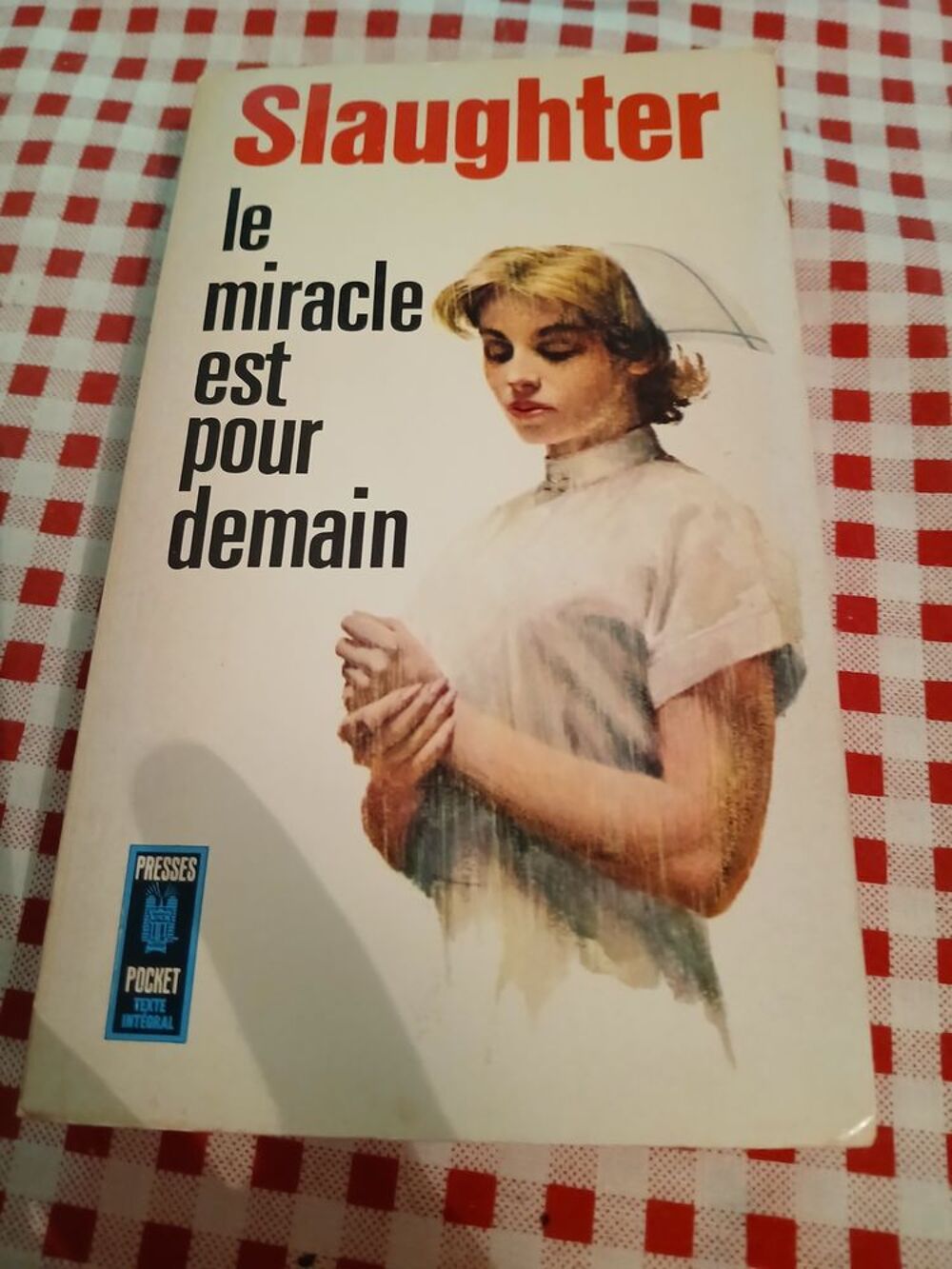 LIVRE LE MIRACLE EST POUR DEMAIN
PRESSES POCKET
N&deg; 695
Livres et BD