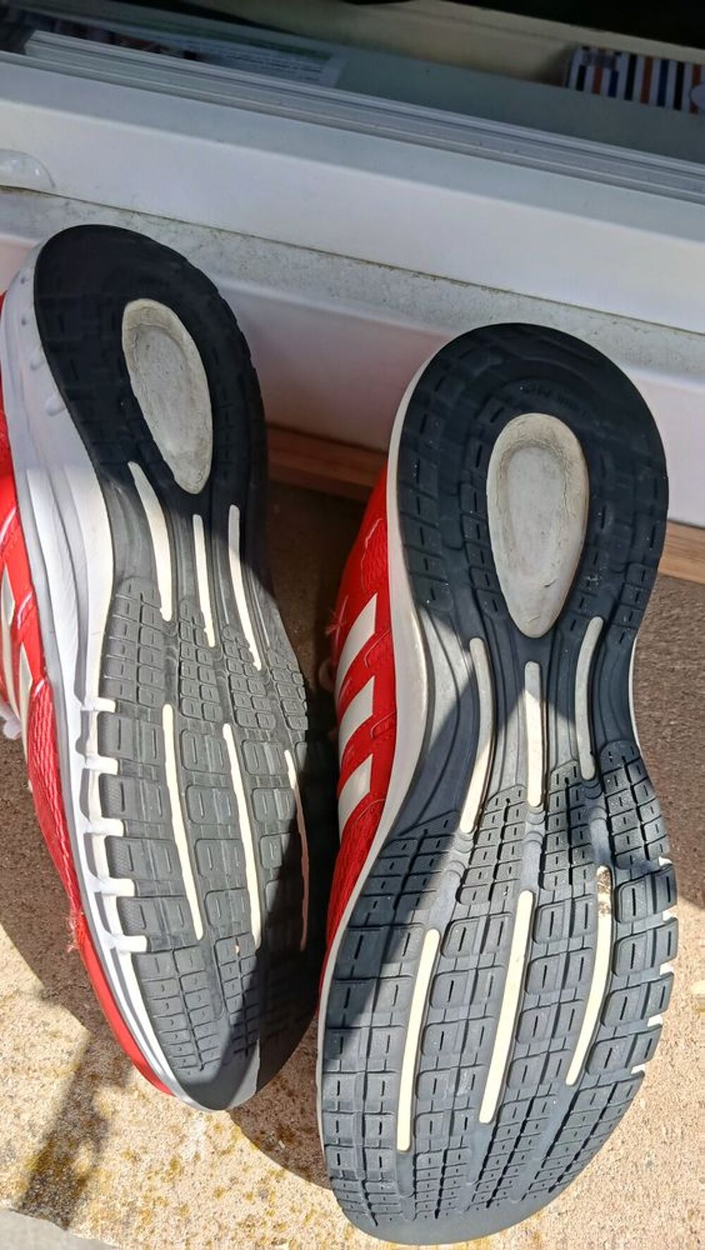 Basket Adidas comme neuve Chaussures