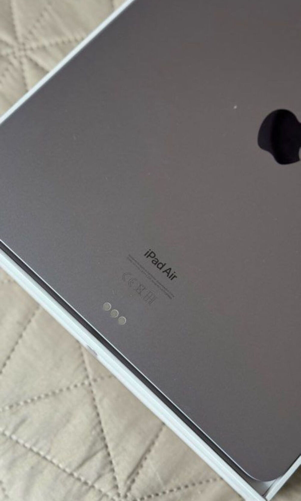 iPad Air 13" M2 / 256giga Téléphones et tablettes