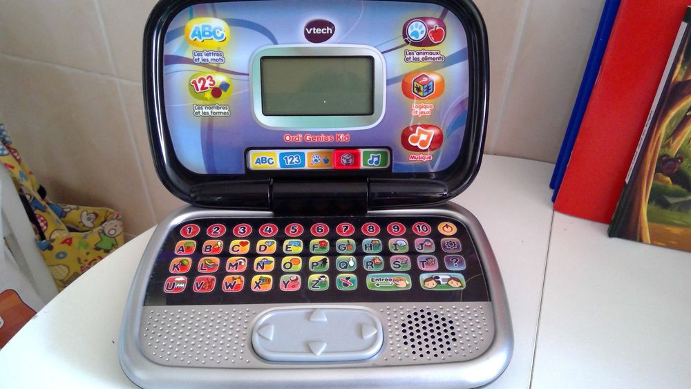 11€ ORDI GENIUS KID Jeux / jouets