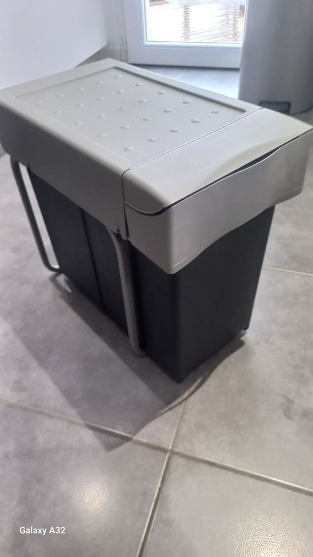 Poubelle sous &eacute;vier 30l Cuisine