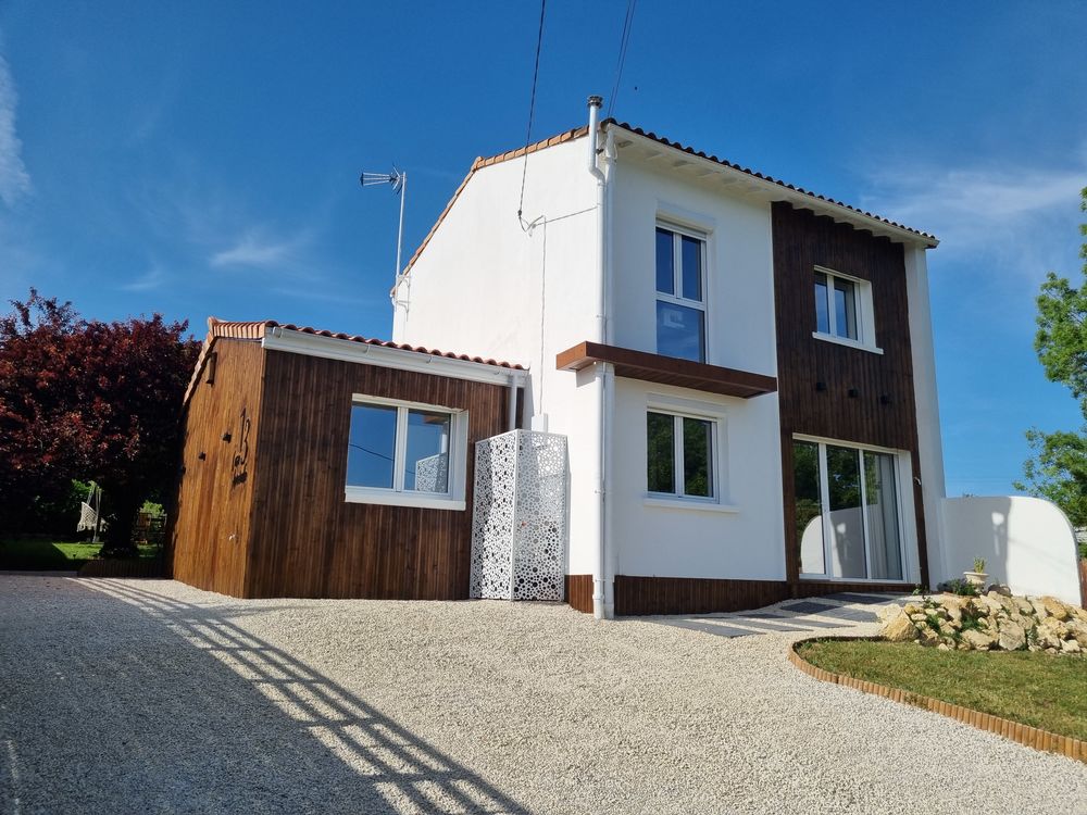 Vente Maison Maison 7 pièces, 4 chambres 87m² Saintes