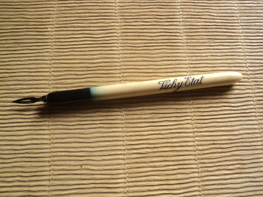Ancien Crayon Porte-Plume Publicitaire Vichy-Etat 