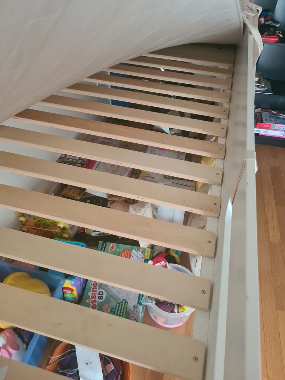 Lit mi-hauteur en bois massif pour enfant Meubles