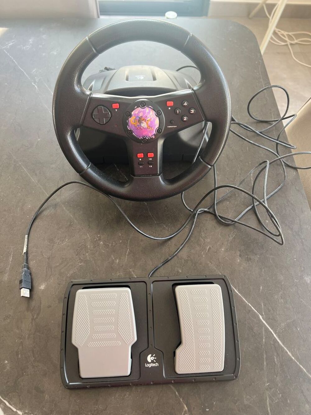 Volant PC Logitech Consoles et jeux vidéos
