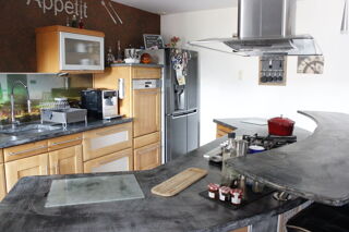  Maison � vendre 10 pi�ces 145 m�