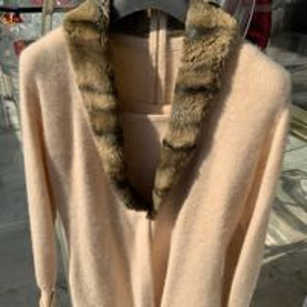 ENSEMBLE TOP et VESTE en laine et angora &agrave; col ch&agrave;&cent;le qualit&eacute; et chic Vêtements