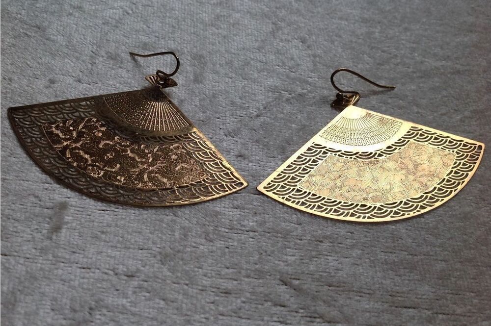 BOUCLES OREILLES DOR&Eacute;ES &Eacute;VENTAIL Envoi Possible Bijoux et montres