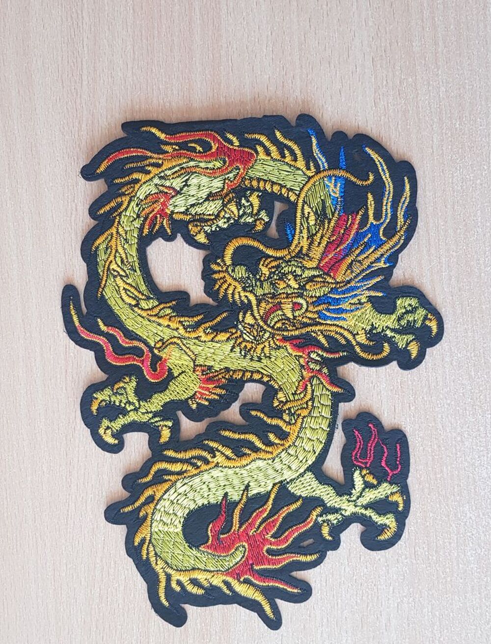 &eacute;cusson brod&eacute; patch dragon xl 23x17 cm jaune vert rouge bleu Décoration