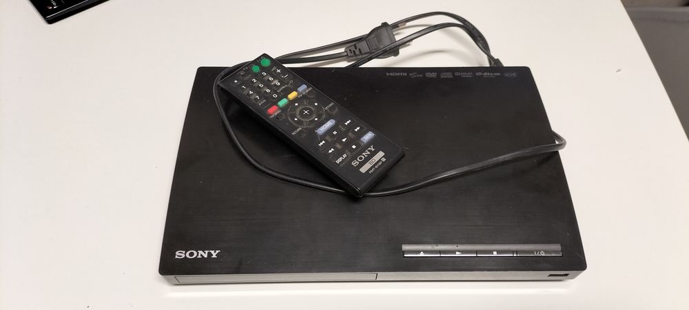 Lecteur blu-ray Sony BDP S185 avec t&eacute;l&eacute;commande Photos/Video/TV
