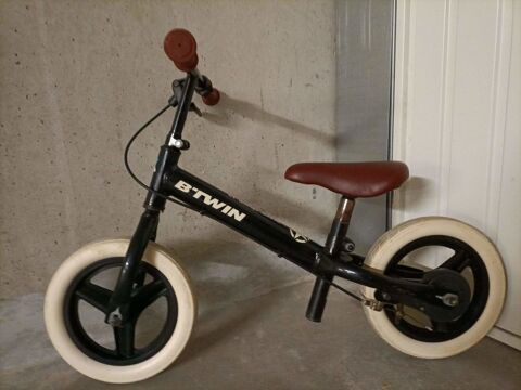 Achetez vtc 28 pouces mixte occasion annonce vente Notre Dame