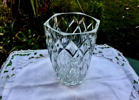Vase ancien en cristal ; état comme neuf 32 L'Isle-Jourdain (32)
