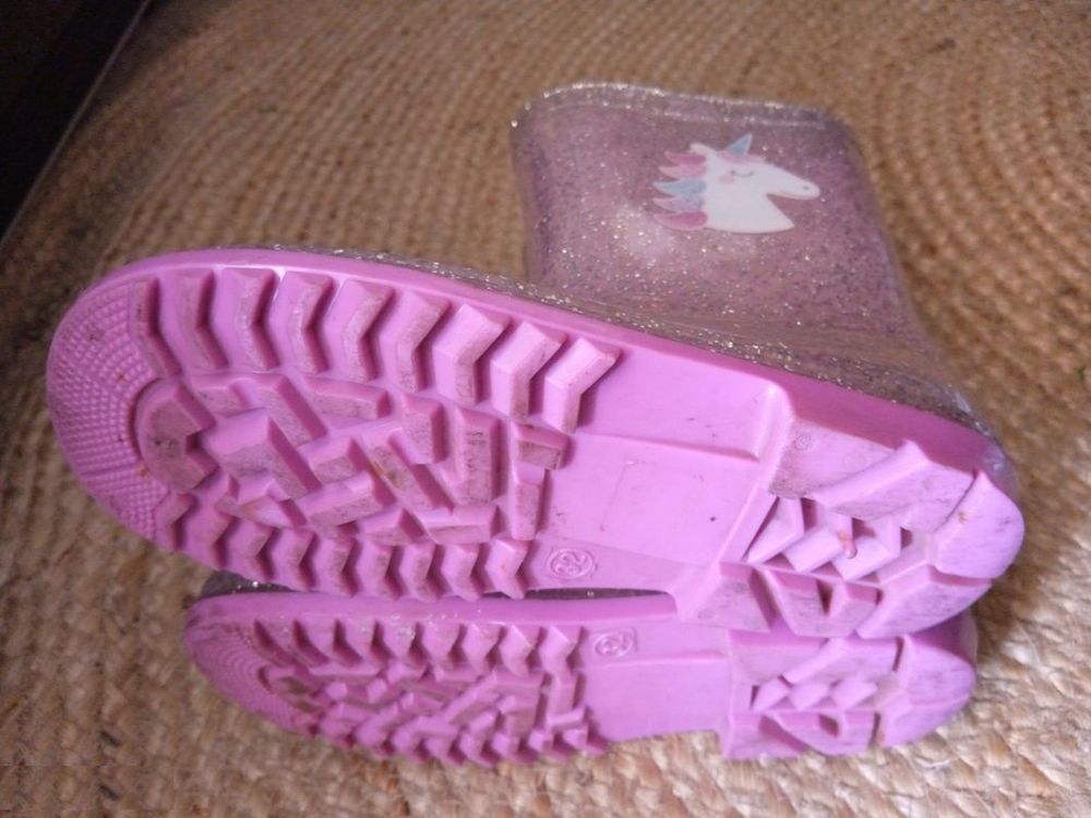 Bottes t&ecirc;te de licorne - taille 32 Chaussures
