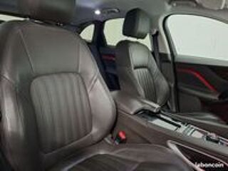 F-PACE F-Pace 2.0 - 250 ch AWD BVA8 Portfolio 2018 occasion 35200 Rennes