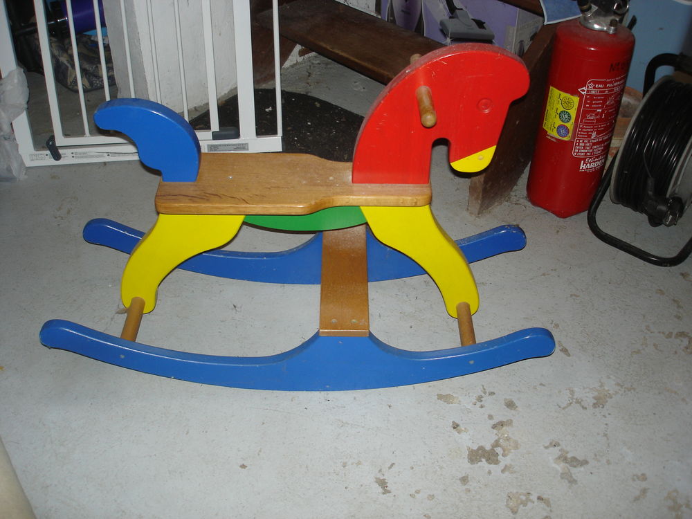 Cheval &agrave; bascule Jeux / jouets