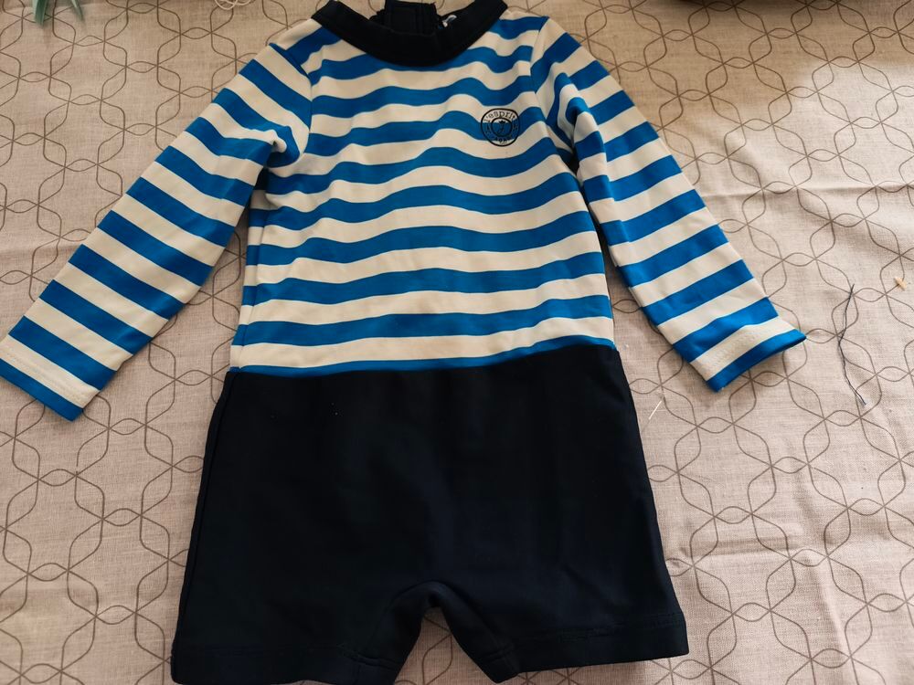 Maillot de bain pour B&eacute;b&eacute; 12 mois Puériculture