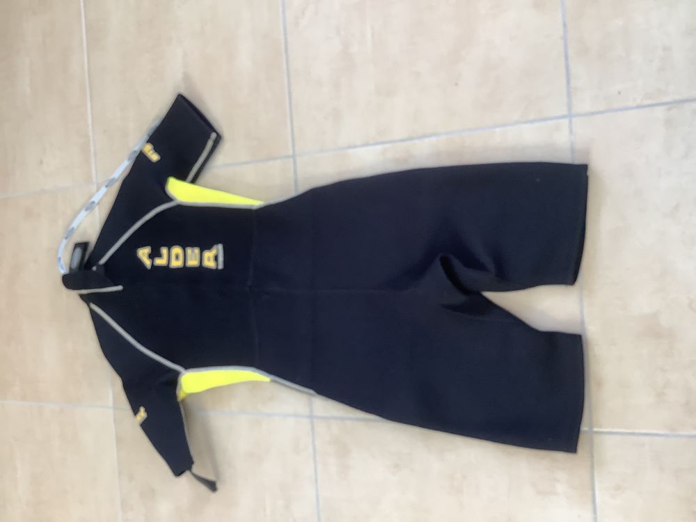 combinaison de surf des mers Sports