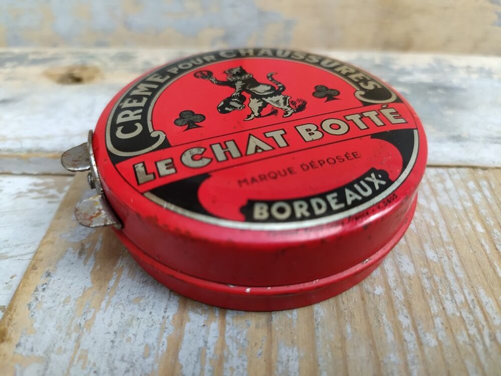 Ancienne Boite Publicitaire Cirage Le Chat Bott&eacute; 
