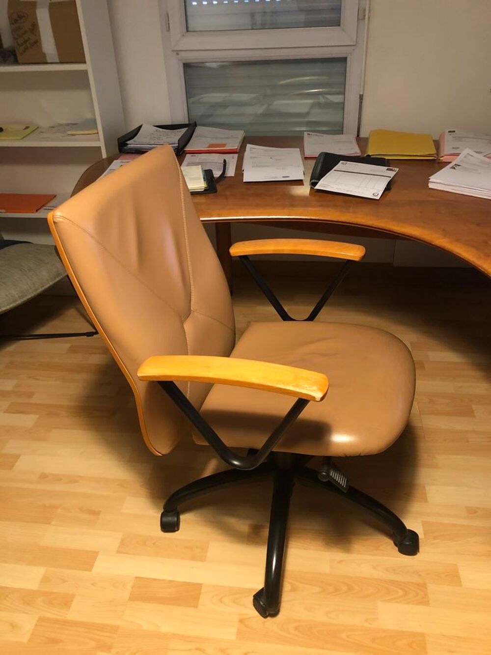 BUREAU DE DIRECTION Meubles