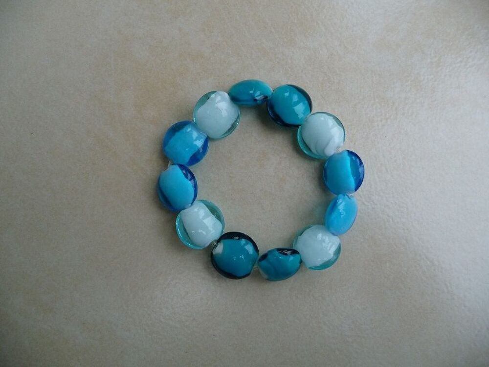 Bracelet en perles de verre Turquoise - N E U F Bijoux et montres