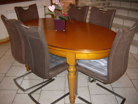 table de salle a manger en ch�ne 100 Solgne (57)