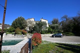  Villa à vendre 6 pièces 161 m²