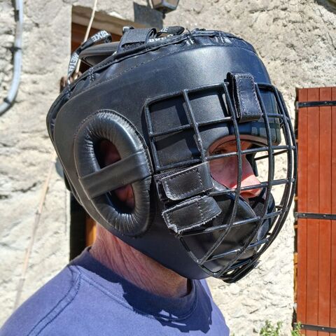 Casque � grille Sport De Combat de MetalBoxe taille L BE Marseille 8 (13)