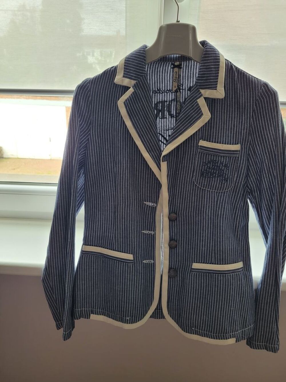 Veste Vêtements