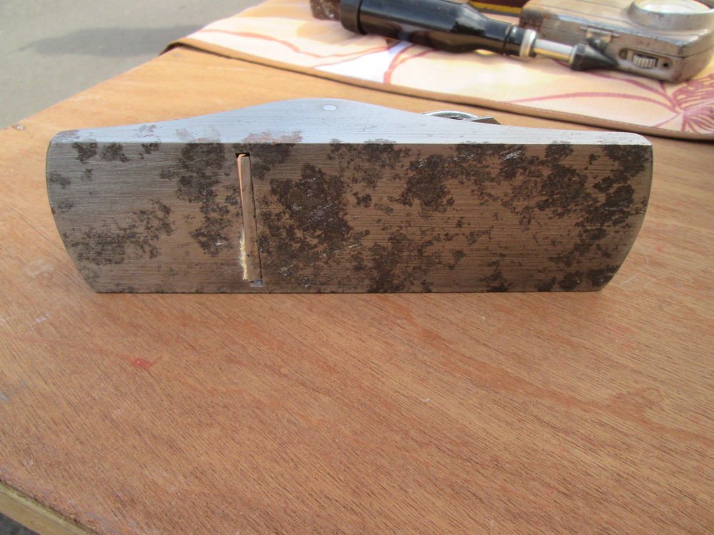 Petit rabot m&eacute;tallique de menuisier &eacute;b&eacute;niste Goldenberg Bricolage