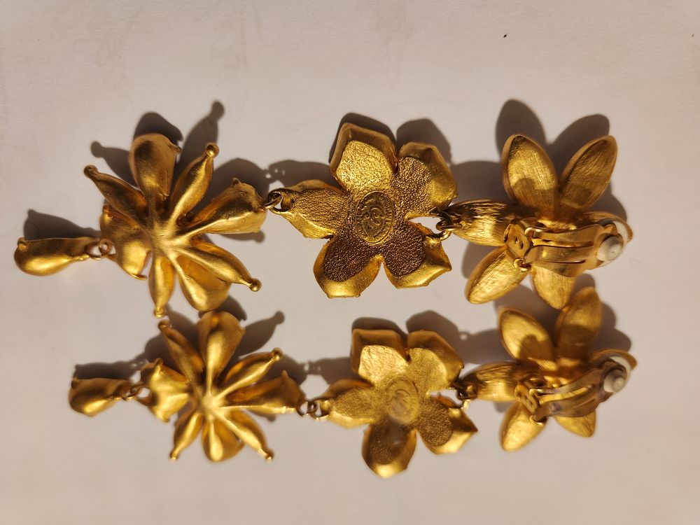 BO Clip dor&eacute;e bicolore blanc rose strass 3 pendants_LACROIX Bijoux et montres