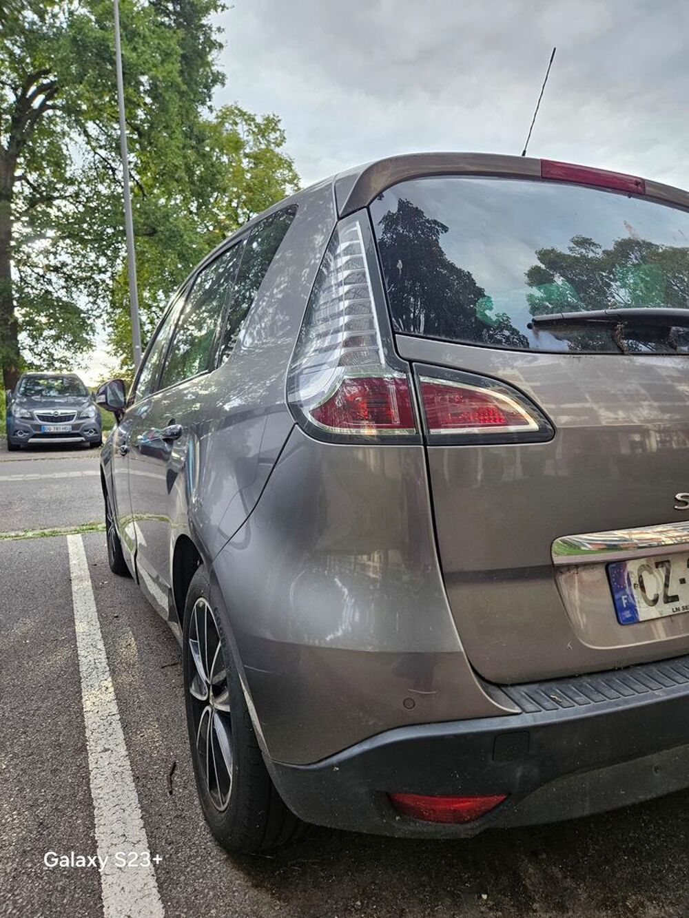 Grand Sc&eacute;nic III Grand Sc&eacute;nic dCi 130 Energy FAP eco2 Bose 5 pl 2013 occasion 78130 Les Mureaux