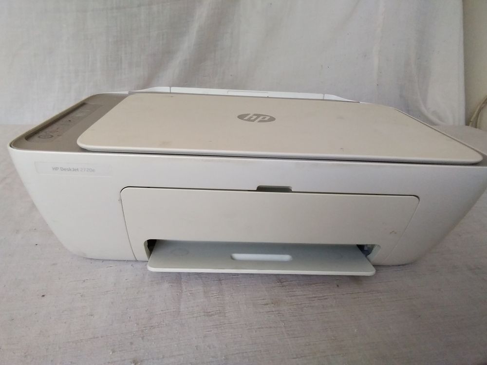 Imprimante HP Deskjet 2720e Matériel informatique