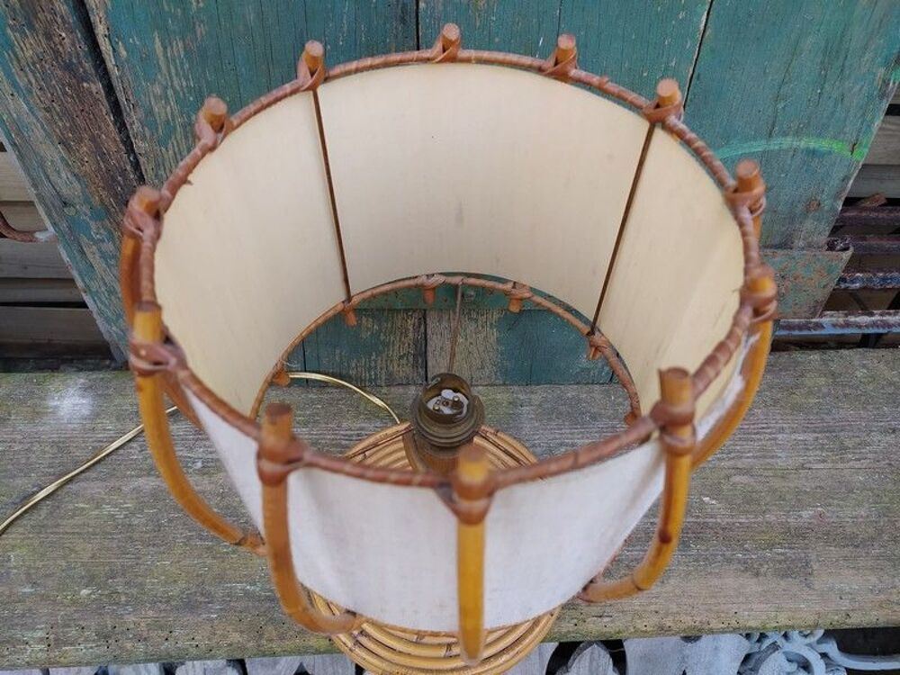 Lampe Rotin Vintage Design Louis Sognot 
Décoration