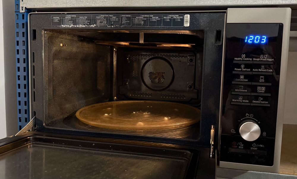 Micro-Ondes combin&eacute; Gril et Four &agrave; chaleur tournante SAMSUNG Electromnager