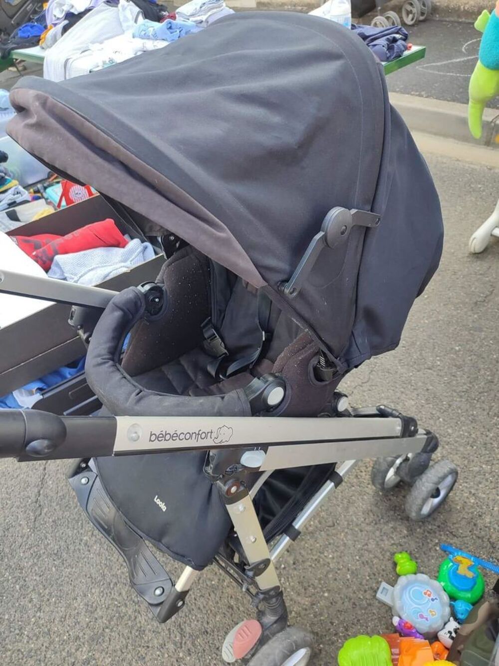 Poussette b&eacute;b&eacute; confort trio loola Puériculture