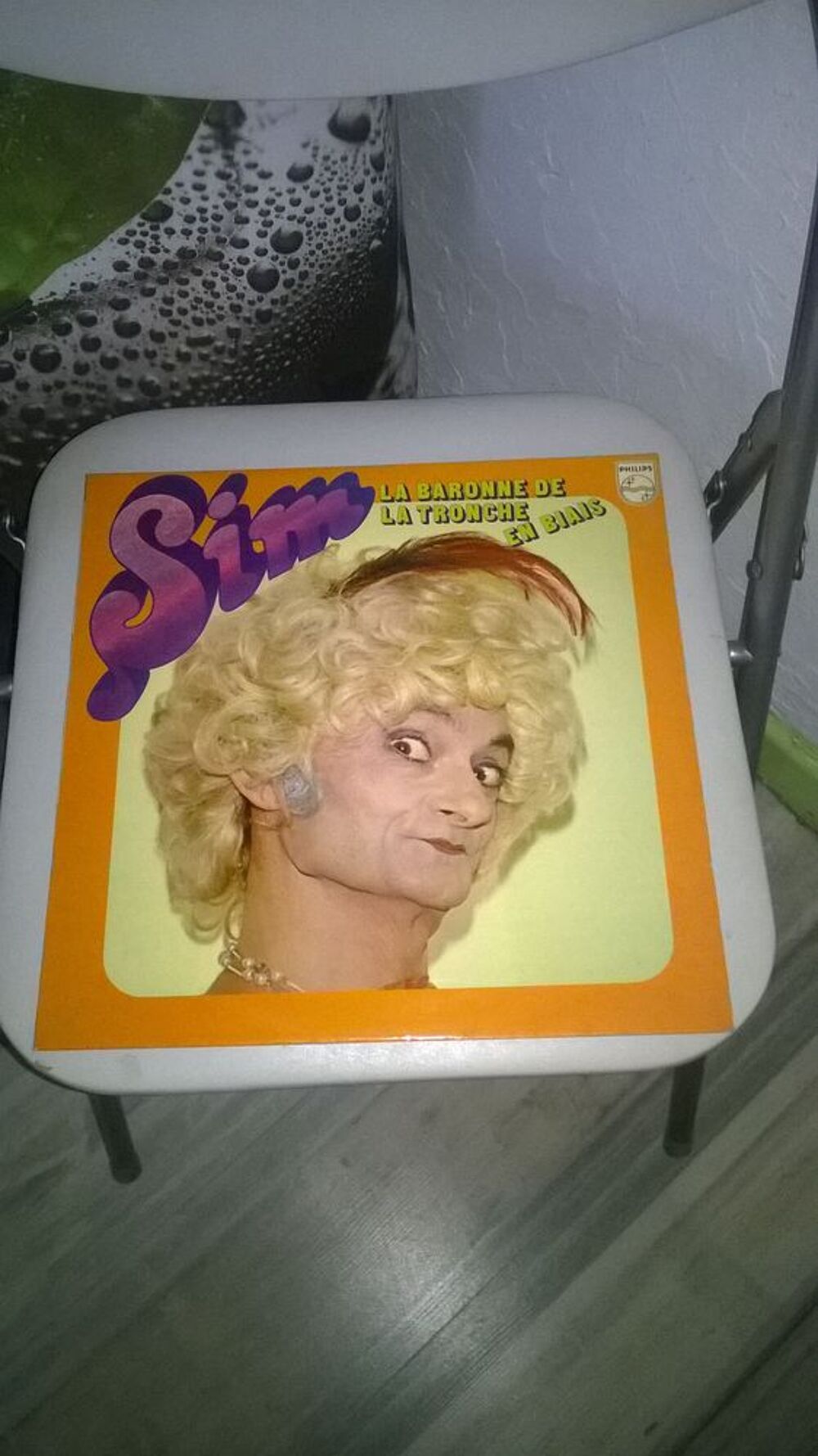 Vinyle SIM
La baronne de la tronche en biais
1975
Excelle CD et vinyles