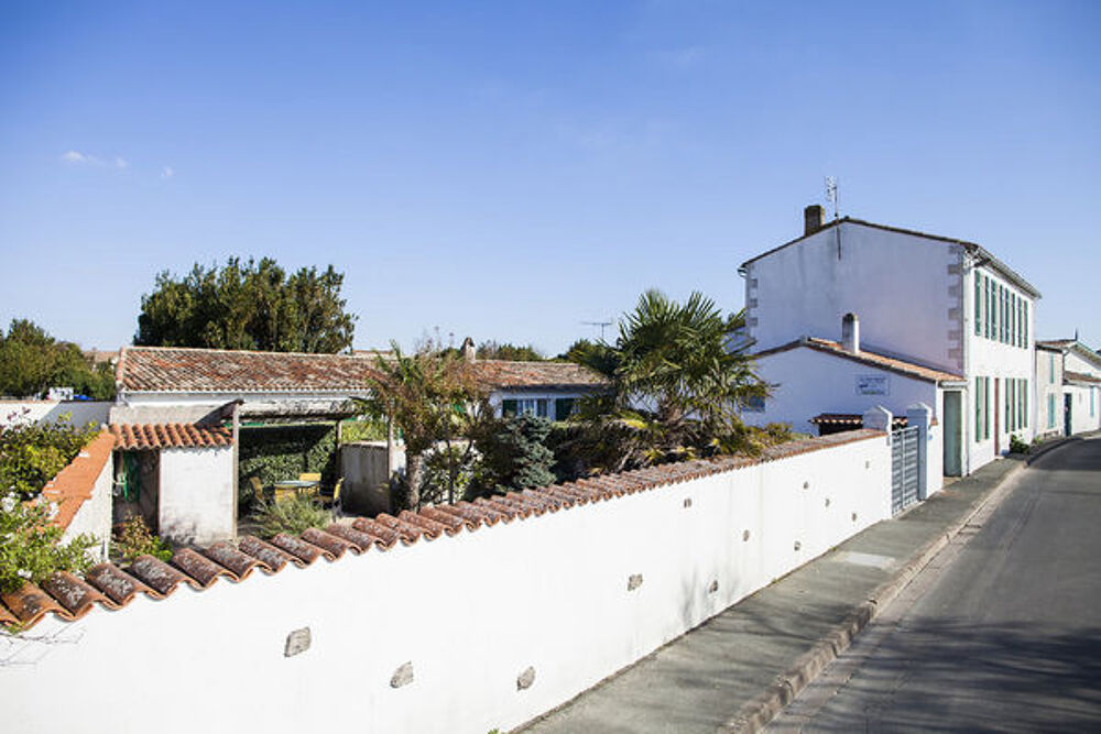   ILE DE RE - LE PETIT VILLAGE ** (Clvacances) Poitou-Charentes, Sainte-Marie-de-R (17740)