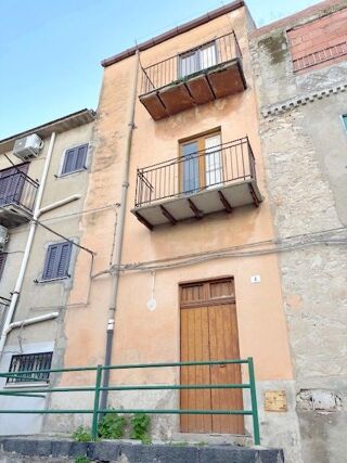  Maison � vendre 6 pi�ces 82 m� Montedoro, cl, italia
