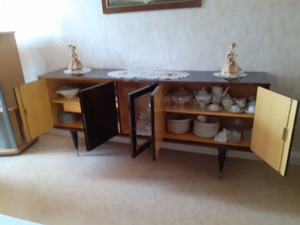 salle &agrave; manger en palissandre vernis glac&eacute; Meubles