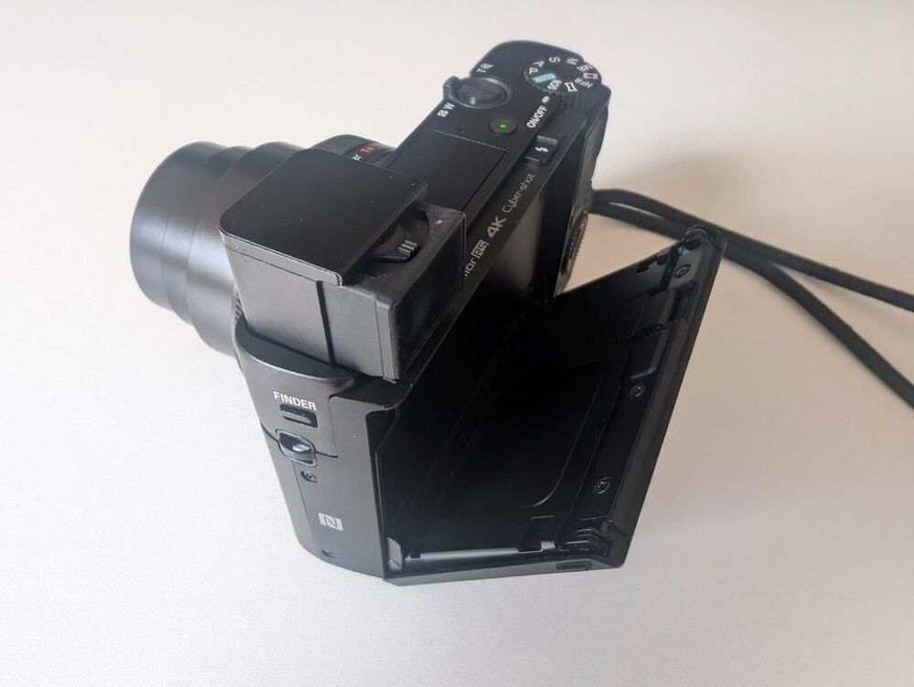 Sony DSC-RX100 VII Edition Sp&eacute;ciale, 2e batterie, sacoche, 64 Go, &eacute;tat neuf Photos/Video/TV