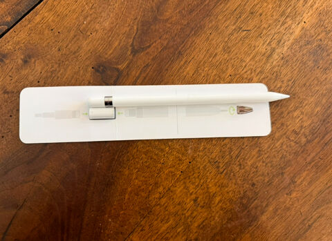 Stylo APPLE -blanc pour tablette 40 Cannes (06)